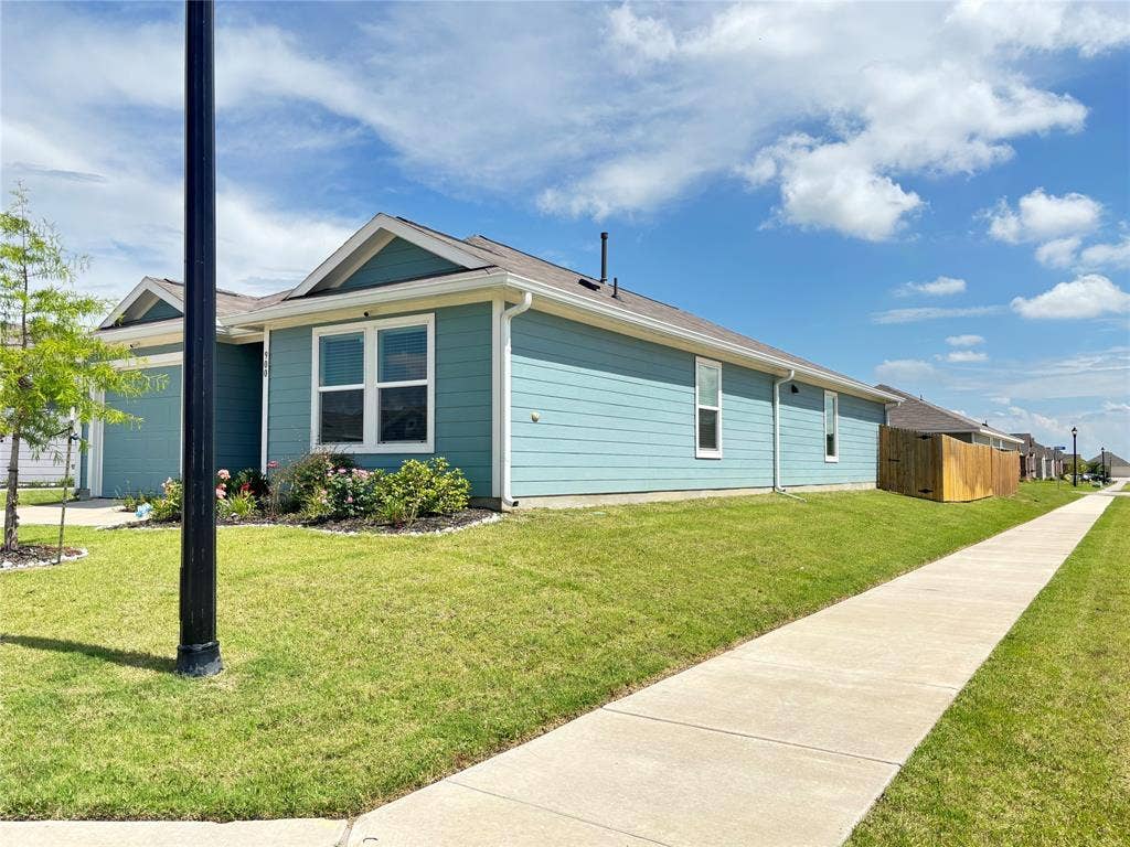 900 Mountain Laurel Drive, Princeton, TX 75407 900 Mountain Laurel Drive, Princeton, TX 75407