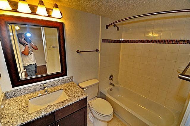 6910 Skillman Street, #3017, Dallas, TX 75231
