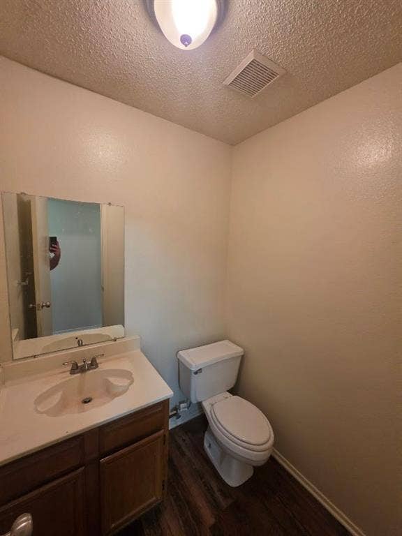 2404 Meadow Lane, Mesquite, TX 75150 2404 Meadow Lane, Mesquite, TX 75150