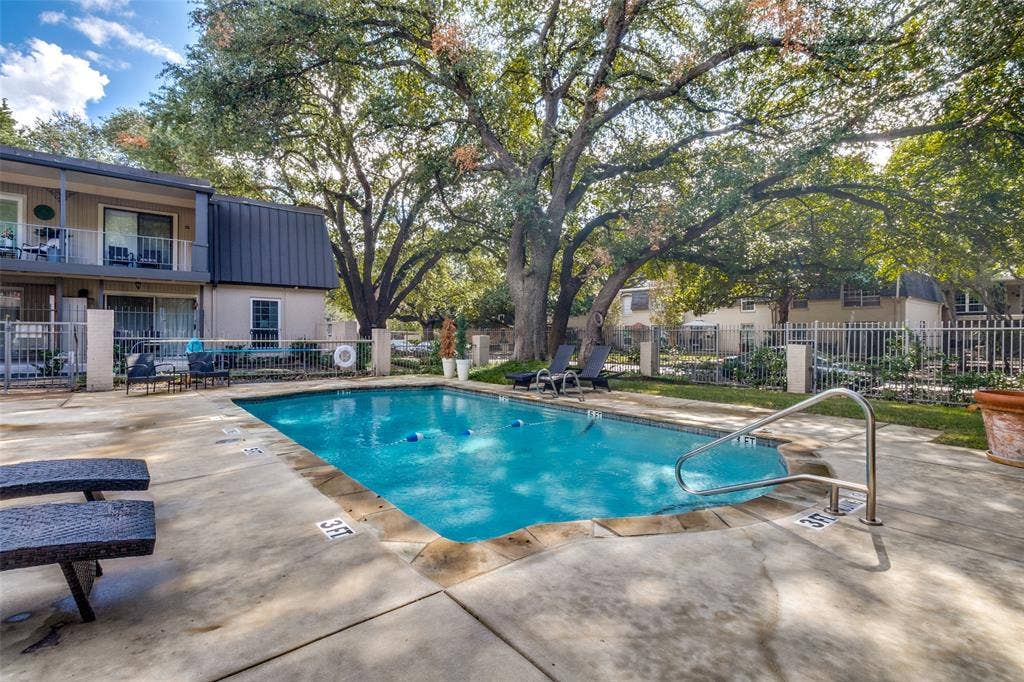 5326 Fleetwood Oaks Avenue, #147, Dallas, TX 75235
