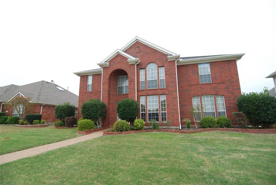 Property photo for 4518 Oak Shores Drive, Plano, TX