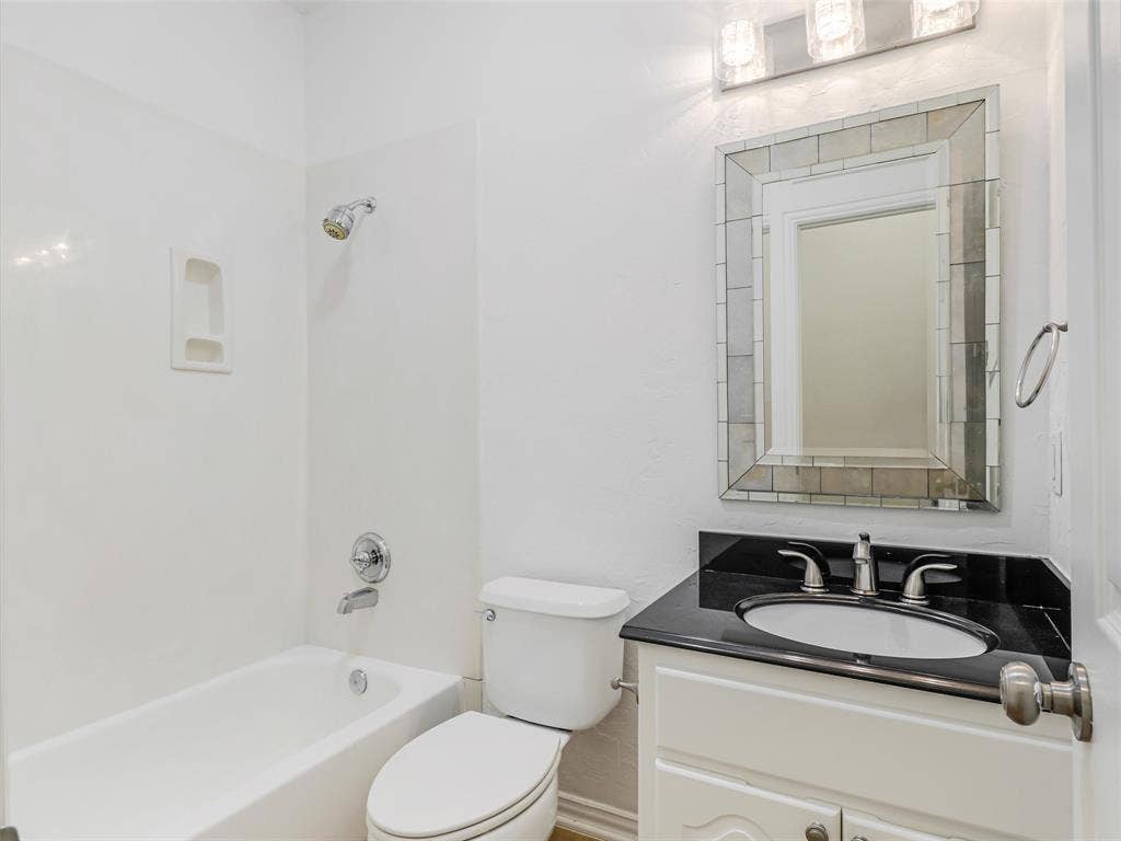18543 Gibbons Drive, Dallas, TX 75287