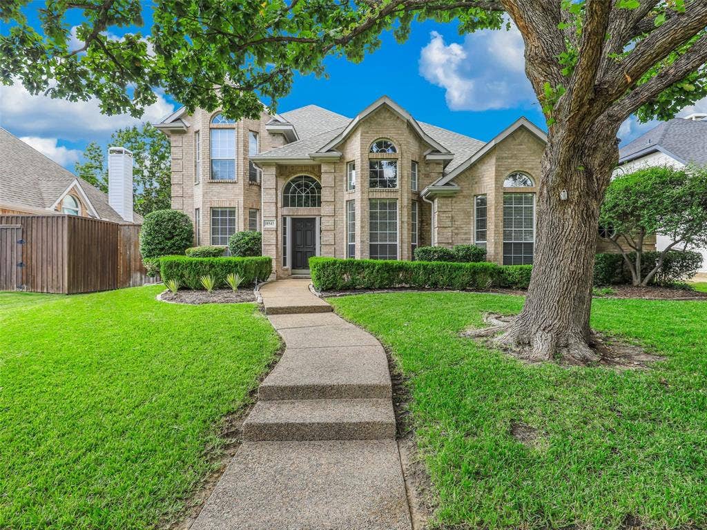 18543 Gibbons Drive, Dallas, TX 75287