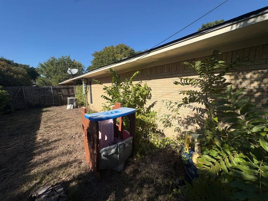 109 Auburn Street, Waxahachie, TX 75165 109 Auburn Street, Waxahachie, TX 75165