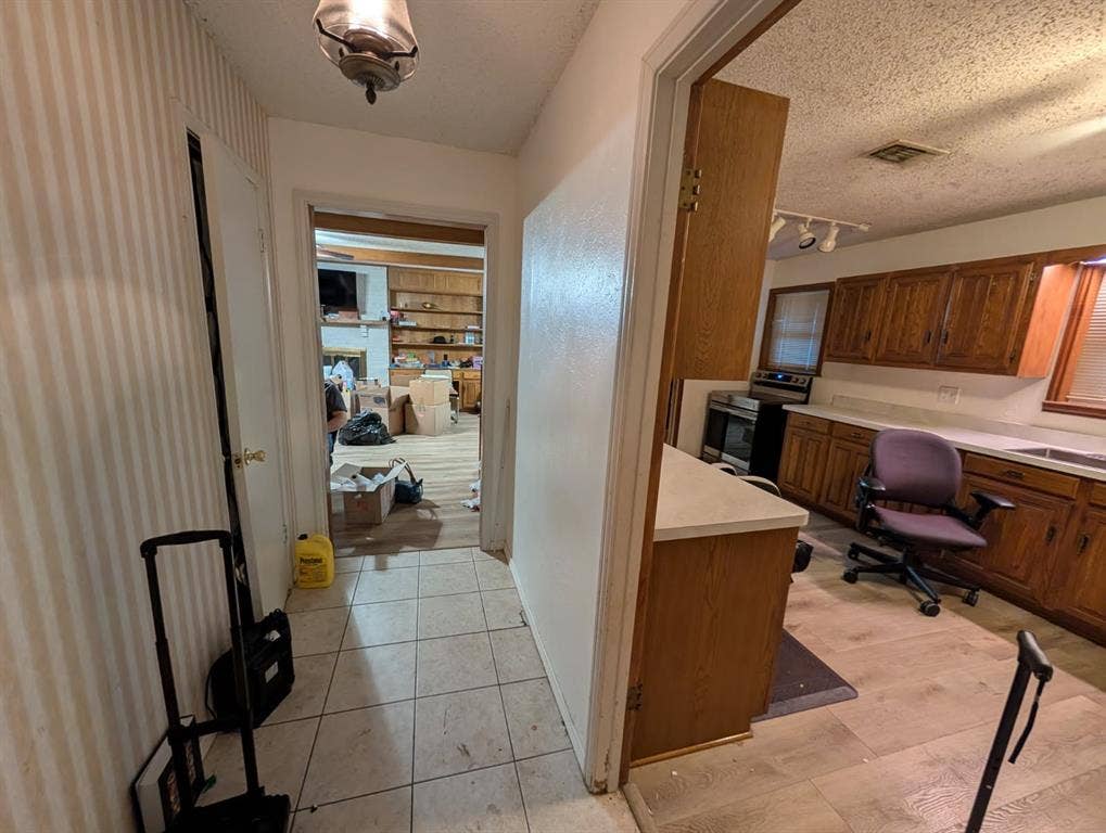 109 Auburn Street, Waxahachie, TX 75165 109 Auburn Street, Waxahachie, TX 75165