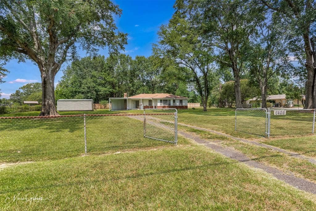 6426 Colquitt Road, Keithville, LA 71047