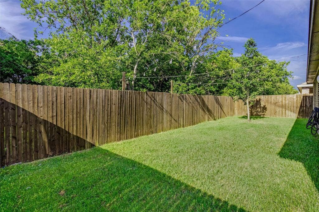 118 Secretariat Lane, Caddo Mills, TX 75135 View of yard