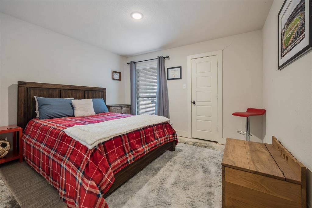 11736 Coral Hills Place, Dallas, TX 75229 11736 Coral Hills Place, Dallas, TX 75229