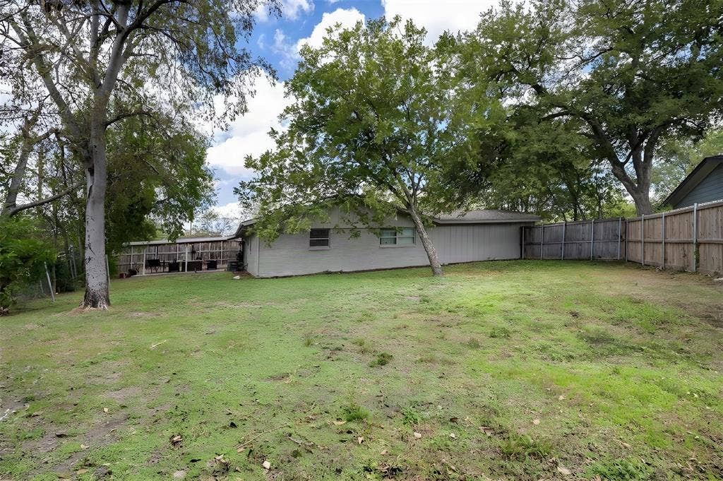 11736 Coral Hills Place, Dallas, TX 75229 Huge 1/4 acre lot!