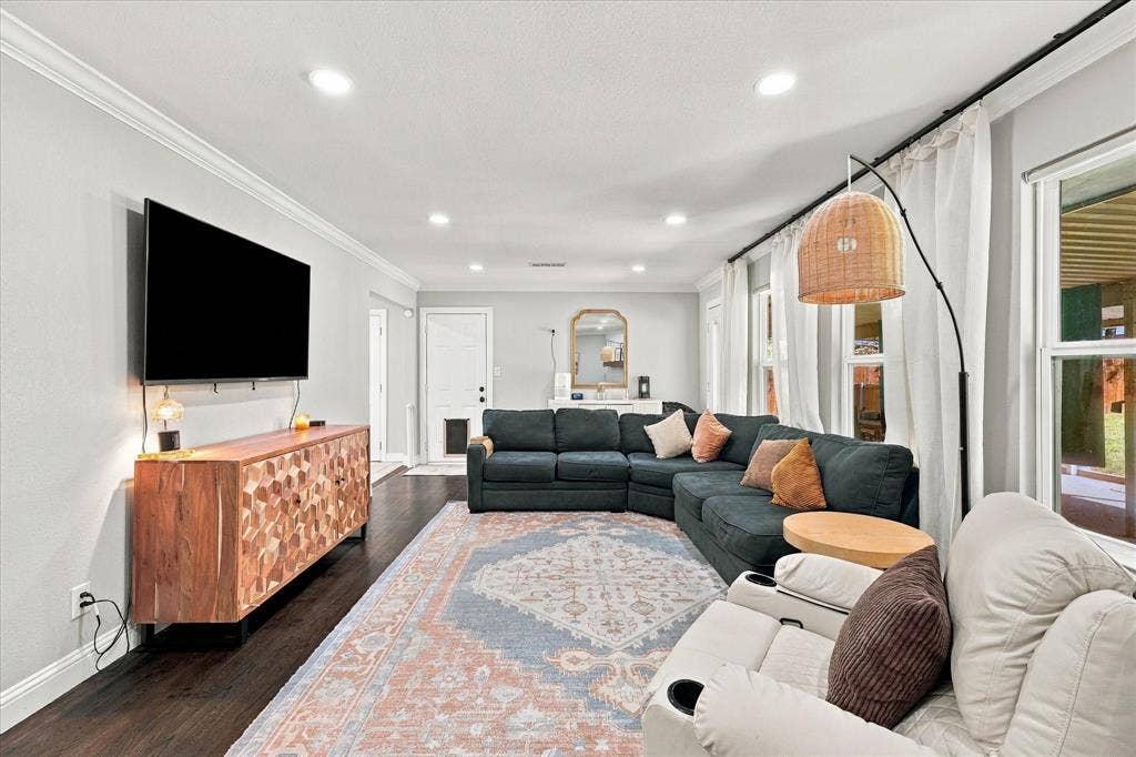 2740 Spruce Park Drive, Richland Hills, TX 76118 2740 Spruce Park Drive, Richland Hills, TX 76118