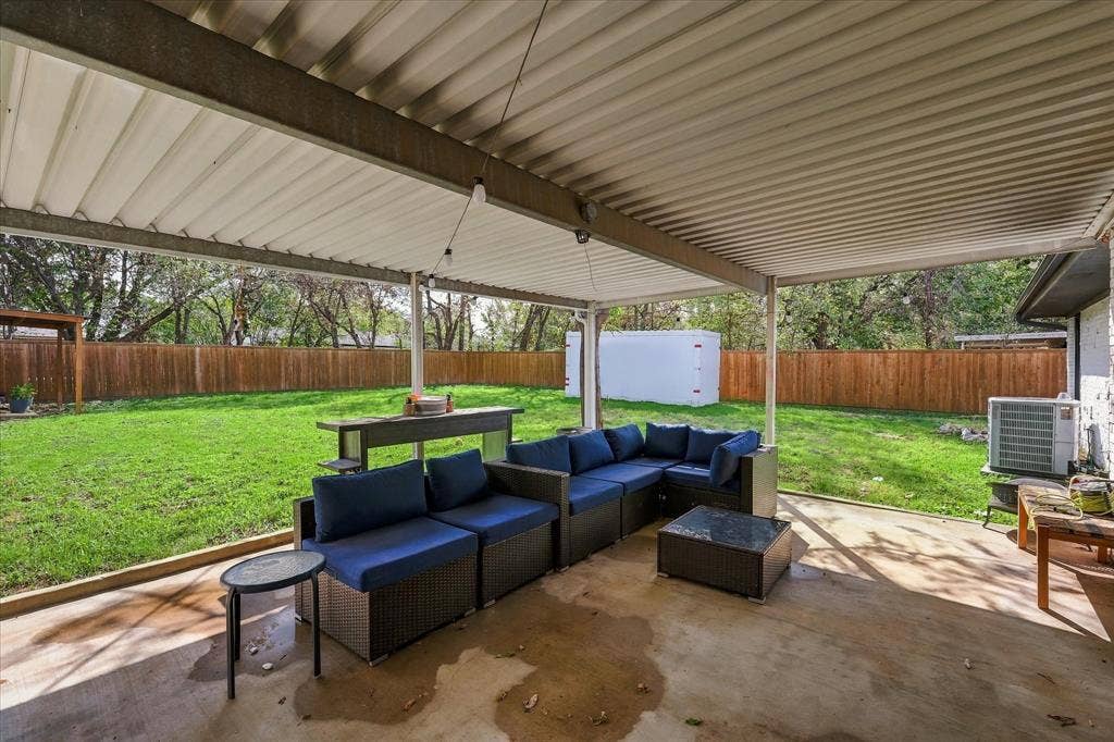 2740 Spruce Park Drive, Richland Hills, TX 76118 2740 Spruce Park Drive, Richland Hills, TX 76118