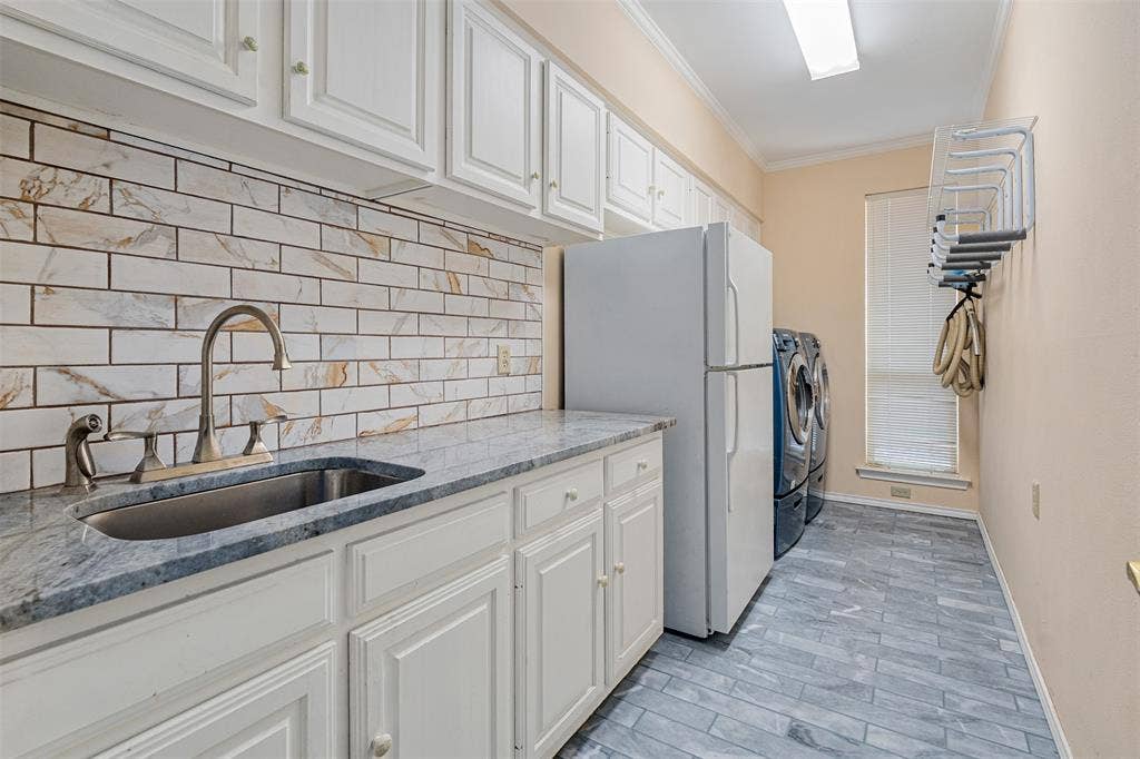 3301 Terry Drive, Plano, TX 75023 3301 Terry Drive, Plano, TX 75023