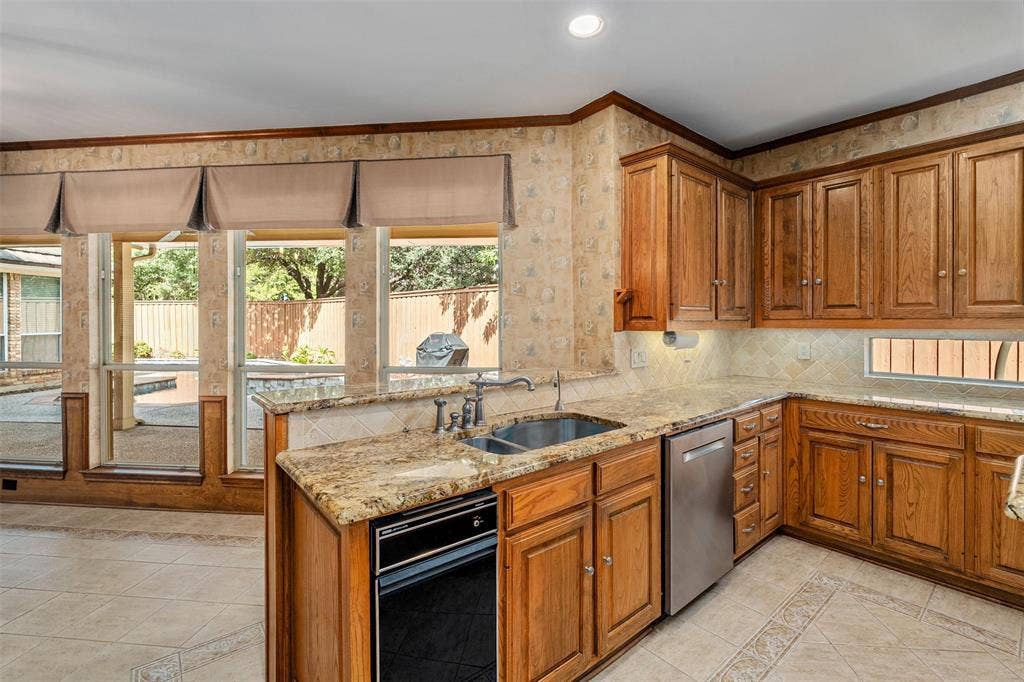 3301 Terry Drive, Plano, TX 75023 3301 Terry Drive, Plano, TX 75023