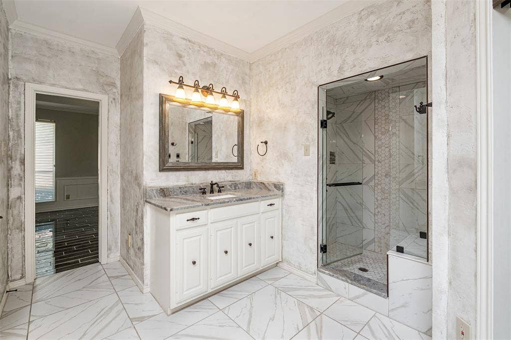 3301 Terry Drive, Plano, TX 75023 3301 Terry Drive, Plano, TX 75023