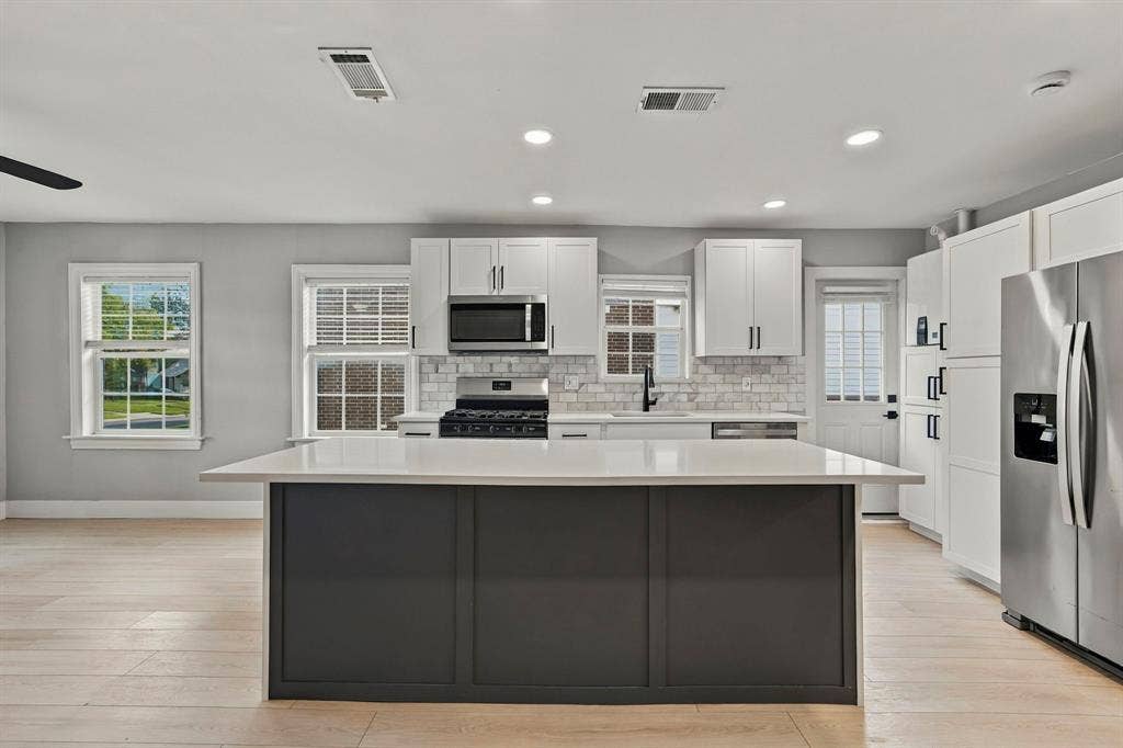 6026 Velasco Avenue, Dallas, TX 75206 6026 Velasco Avenue, Dallas, TX 75206