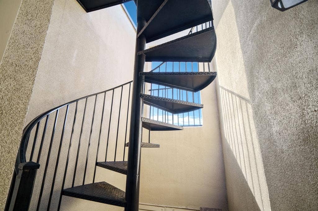 2706 Floyd Street, Dallas, TX 75204 2706 Floyd Street, Dallas, TX 75204