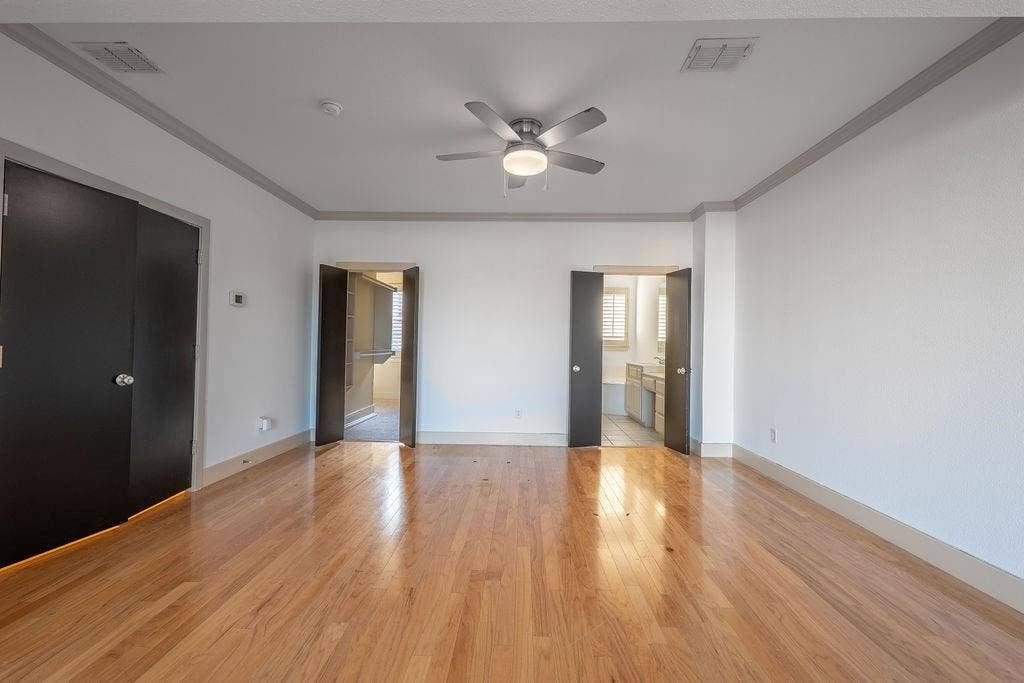 2706 Floyd Street, Dallas, TX 75204 2706 Floyd Street, Dallas, TX 75204