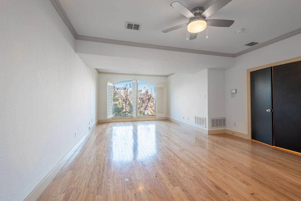 2706 Floyd Street, Dallas, TX 75204 2706 Floyd Street, Dallas, TX 75204