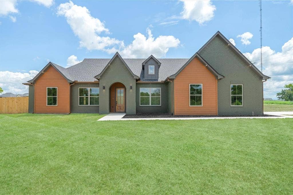 15558 CR 436, Lindale, TX 75771 15558 CR 436, Lindale, TX 75771