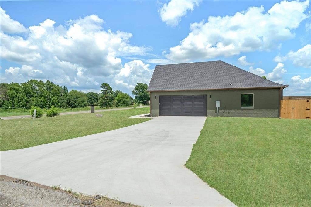 15558 CR 436, Lindale, TX 75771 15558 CR 436, Lindale, TX 75771