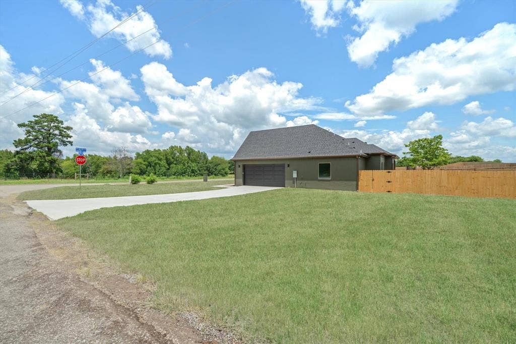 15558 CR 436, Lindale, TX 75771 15558 CR 436, Lindale, TX 75771