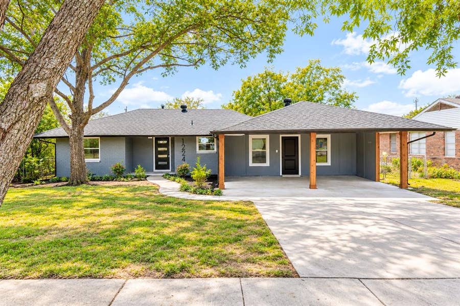 Property photo for 1224 Bellaire Drive, Grapevine, TX