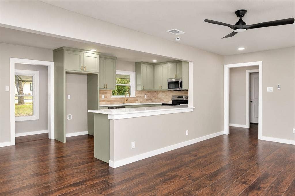 1224 Bellaire Drive, Grapevine, TX 76051