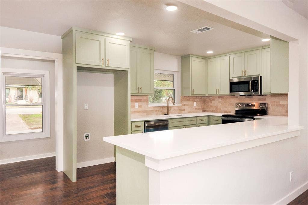 1224 Bellaire Drive, Grapevine, TX 76051