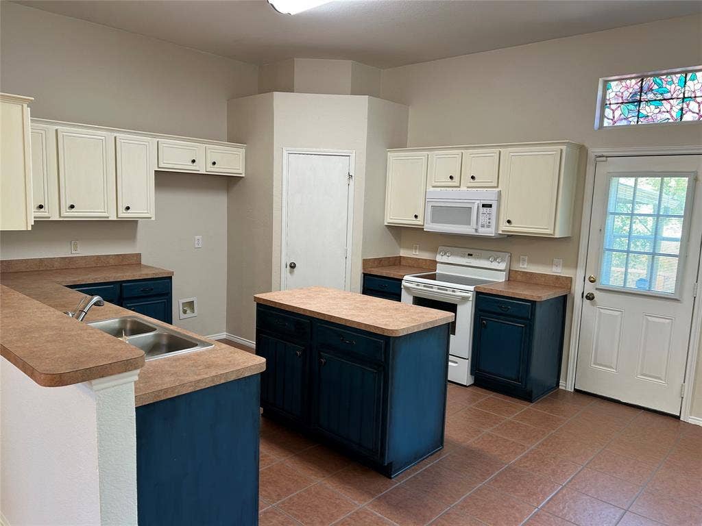 302 Harvard Drive, Princeton, TX 75407 302 Harvard Drive, Princeton, TX 75407