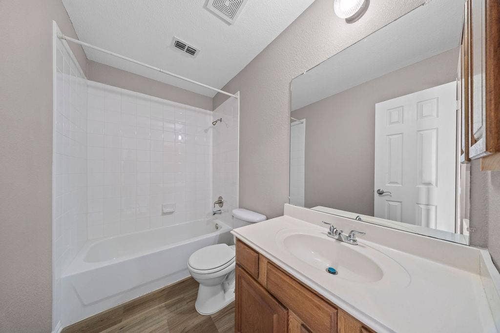 1436 Meadowbrook Lane, Nevada, TX 75173 1436 Meadowbrook Lane, Nevada, TX 75173