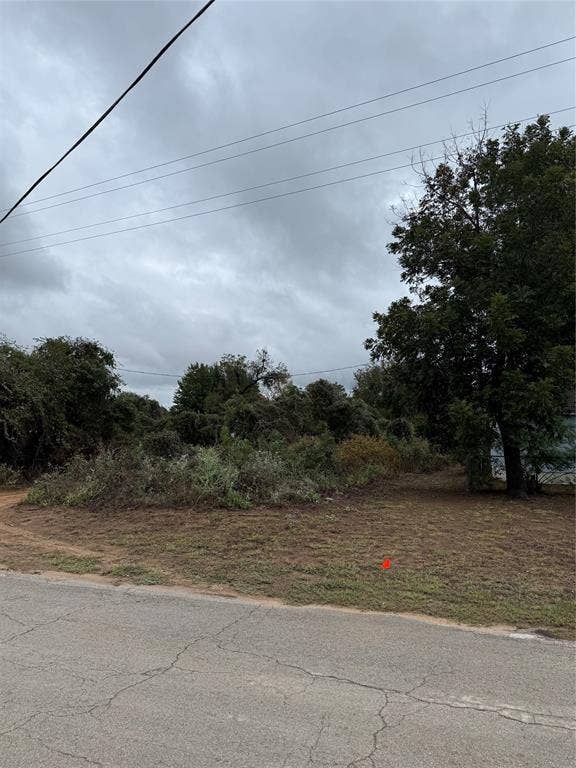 Property photo for 133 Pawnee Trail, Weatherford, TX