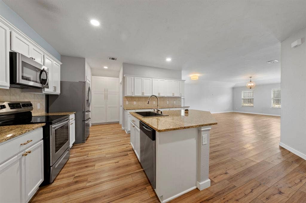 2350 Burkham Drive, Fate, TX 75189 2350 Burkham Drive, Fate, TX 75189