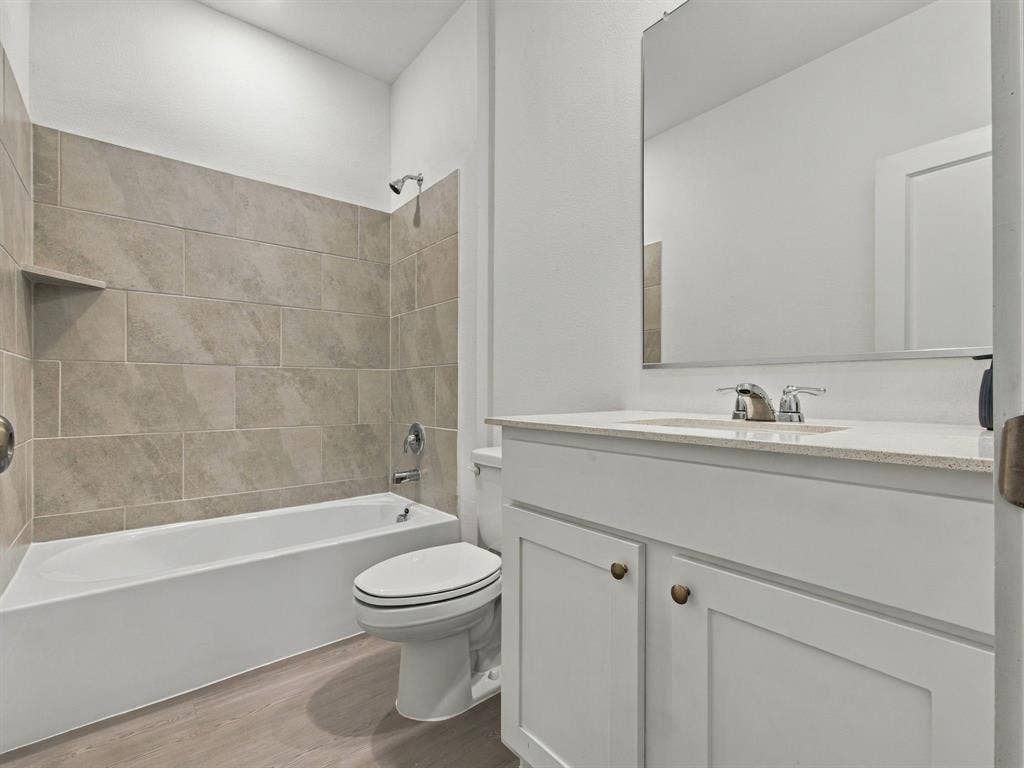 1818 Holden Drive, Cedar Hill, TX 75104 1818 Holden Drive, Cedar Hill, TX 75104