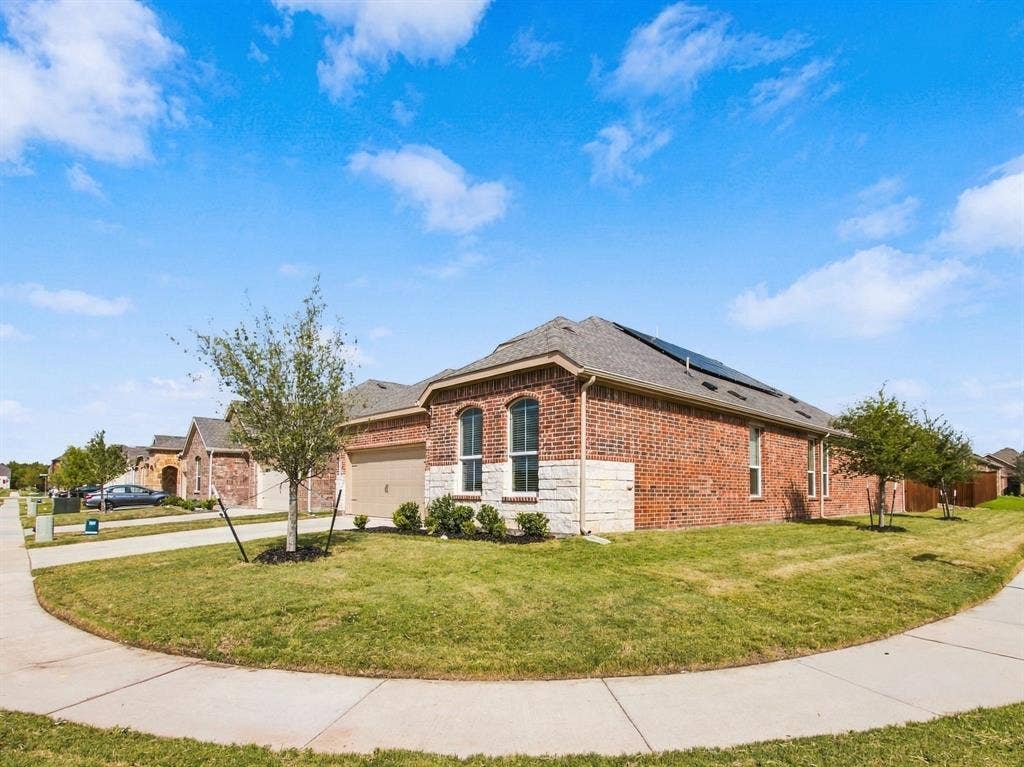 1818 Holden Drive, Cedar Hill, TX 75104 1818 Holden Drive, Cedar Hill, TX 75104