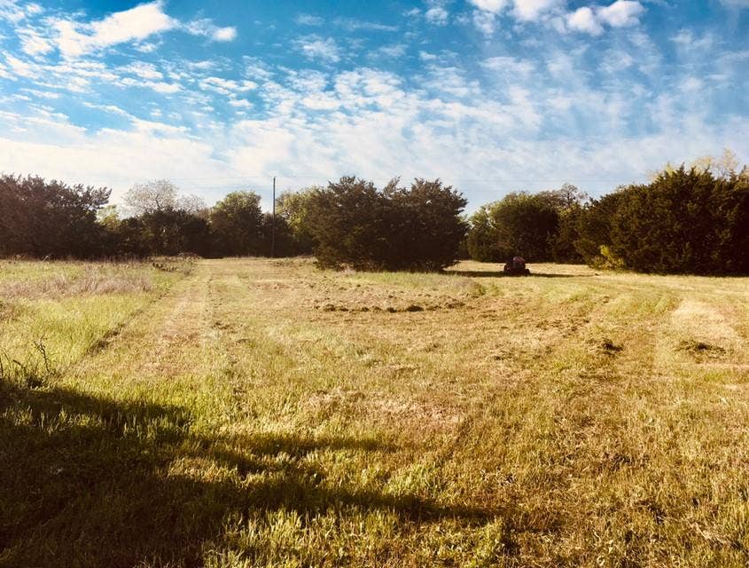 Property photo for 1301 Private Road 2120, Meridian, TX