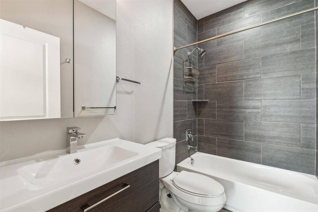 1921 California Drive, #2, Dallas, TX 75204 1921 California Drive, #2, Dallas, TX 75204