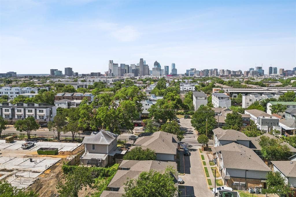 1921 California Drive, #2, Dallas, TX 75204 1921 California Drive, #2, Dallas, TX 75204