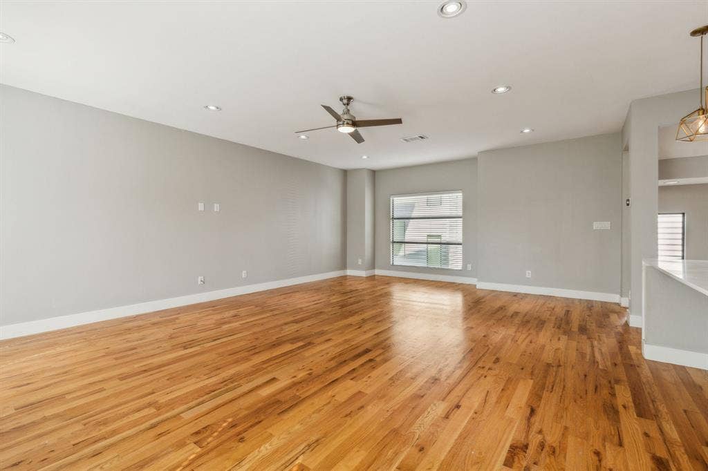 1921 California Drive, #2, Dallas, TX 75204 1921 California Drive, #2, Dallas, TX 75204