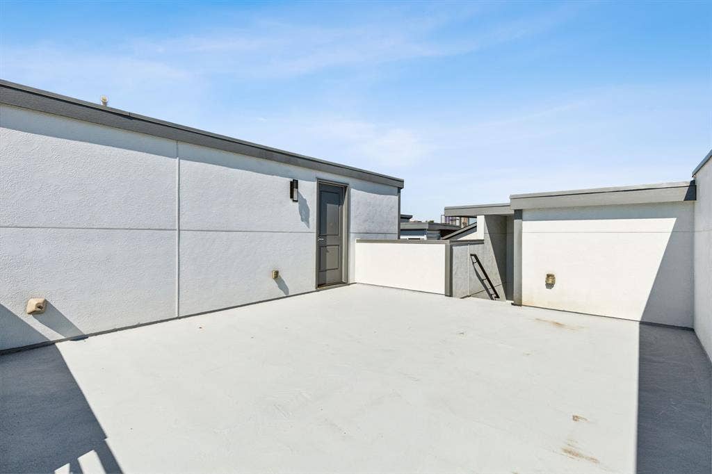 1921 California Drive, #2, Dallas, TX 75204 1921 California Drive, #2, Dallas, TX 75204