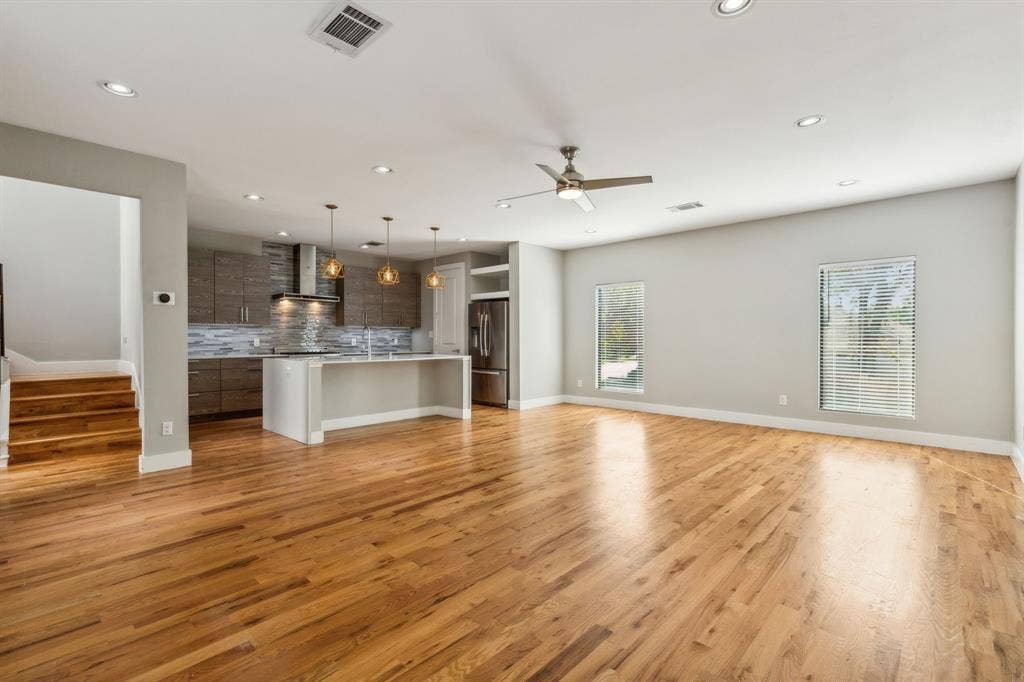 1921 California Drive, #2, Dallas, TX 75204 1921 California Drive, #2, Dallas, TX 75204