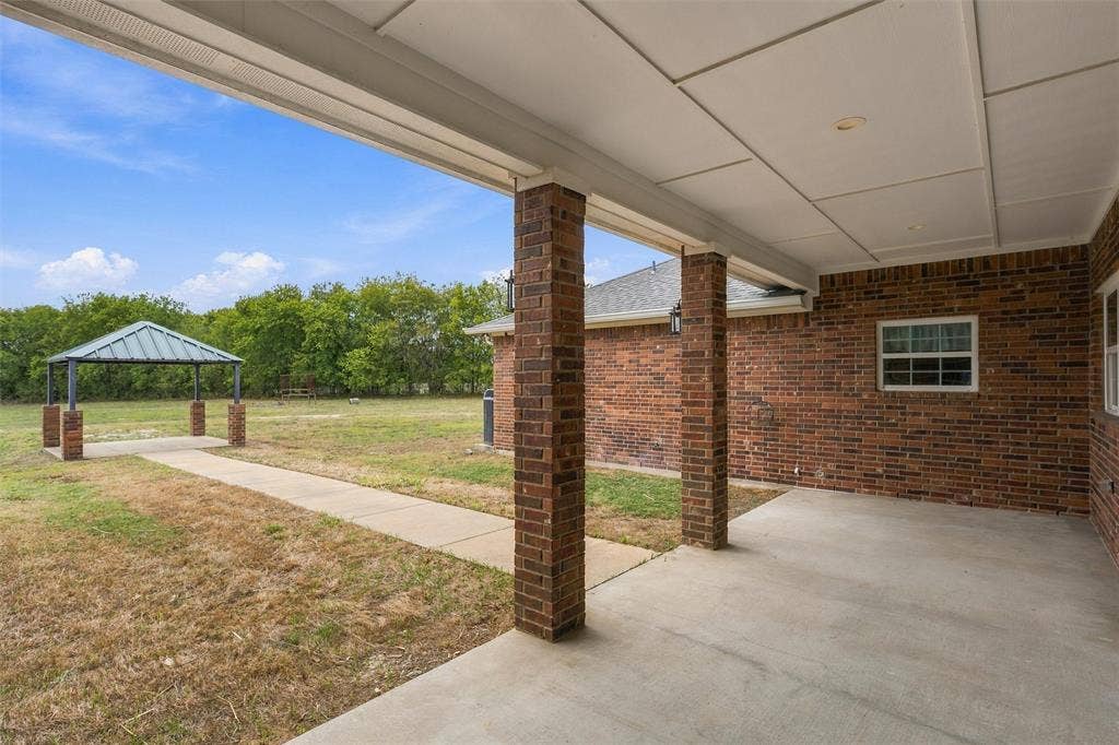 4948 Woodlawn Drive, Lorena, TX 76655 4948 Woodlawn Drive, Lorena, TX 76655