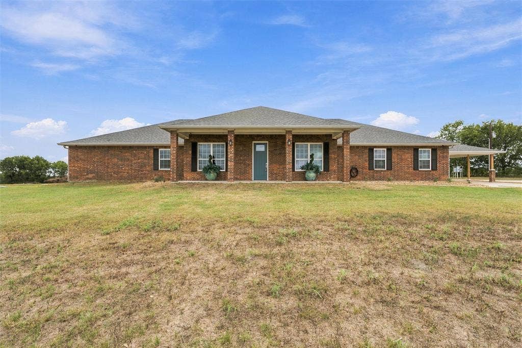 4948 Woodlawn Drive, Lorena, TX 76655 4948 Woodlawn Drive, Lorena, TX 76655