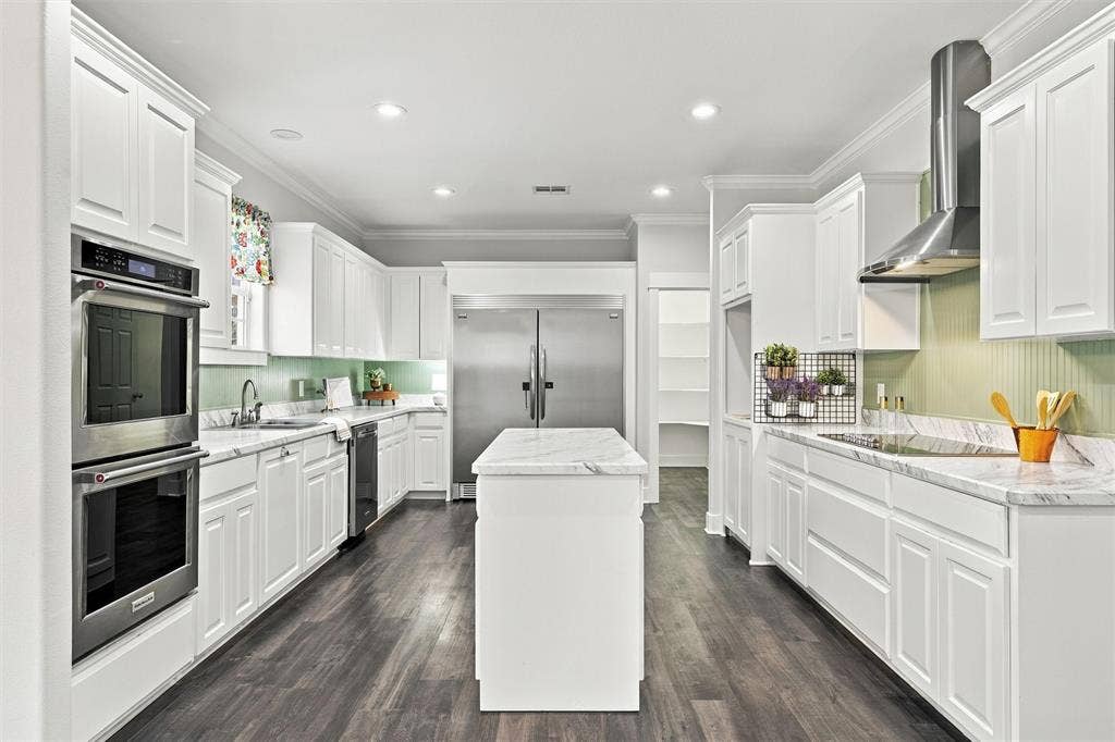 4948 Woodlawn Drive, Lorena, TX 76655 4948 Woodlawn Drive, Lorena, TX 76655