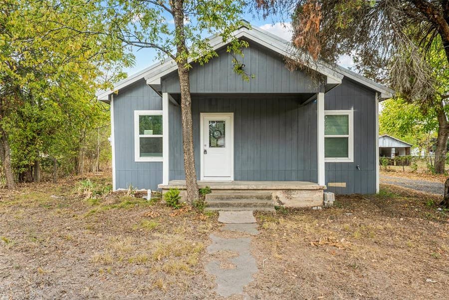 Property photo for 703 Gift Street, Marlin, TX