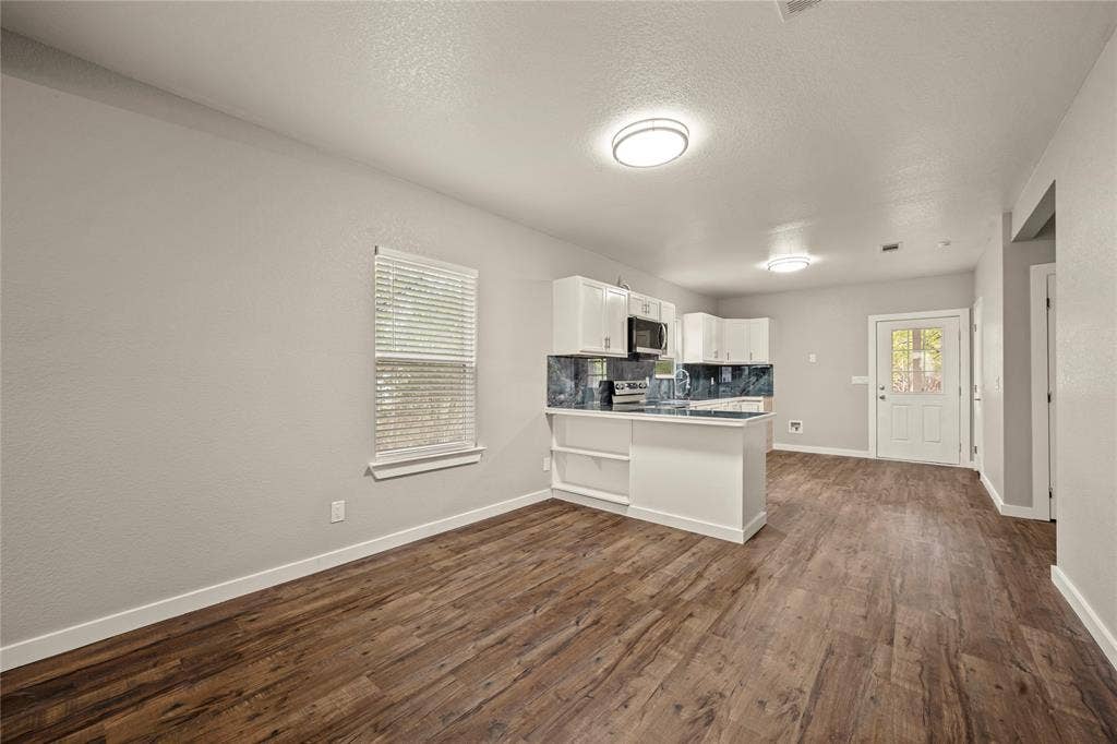 703 Gift Street, Marlin, TX 76661 703 Gift Street, Marlin, TX 76661