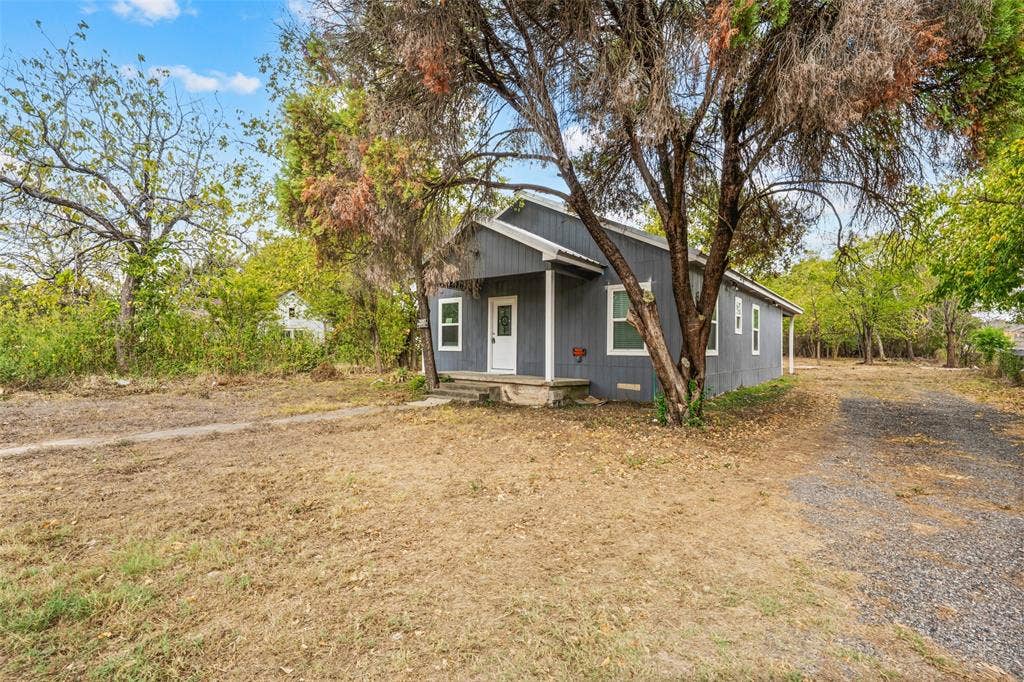 703 Gift Street, Marlin, TX 76661 703 Gift Street, Marlin, TX 76661