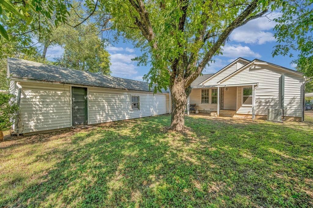1206 Ashleman Street, Bellmead, TX 76705 1206 Ashleman Street, Bellmead, TX 76705