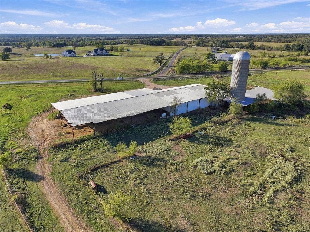 11550 Fm-195, Paris, TX 75462 11550 Fm-195, Paris, TX 75462