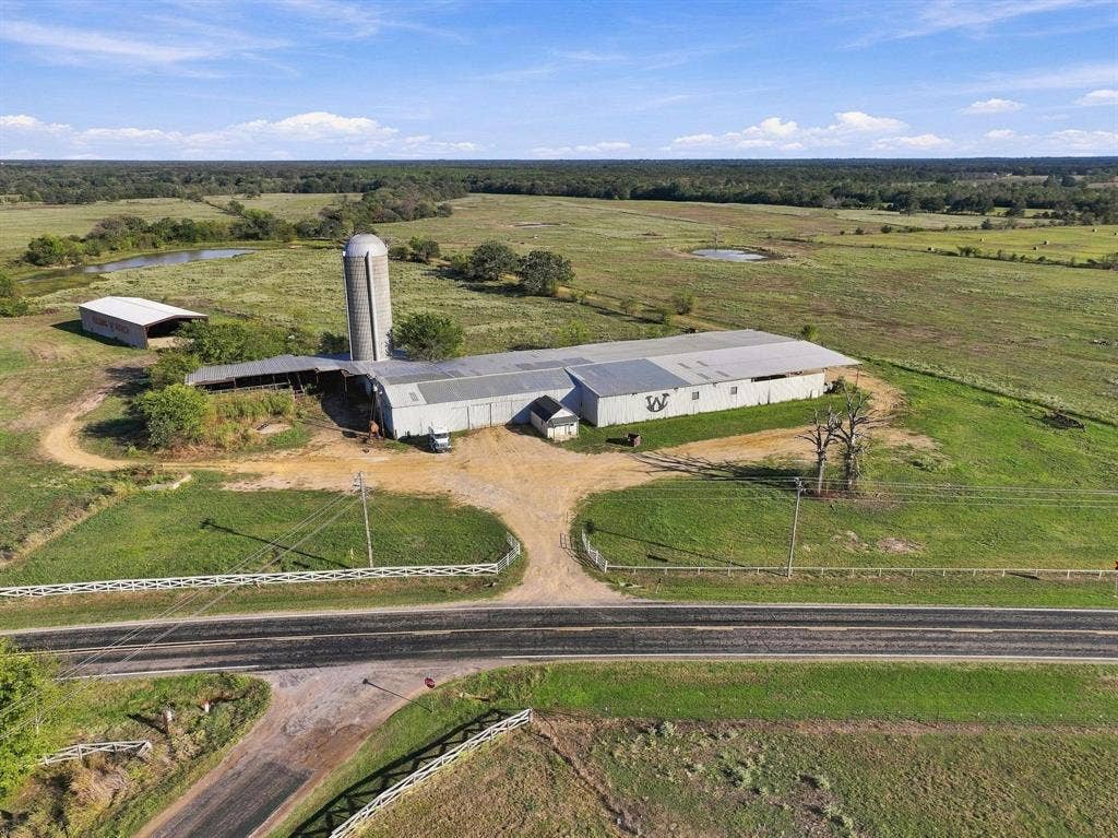 11550 Fm-195, Paris, TX 75462 11550 Fm-195, Paris, TX 75462