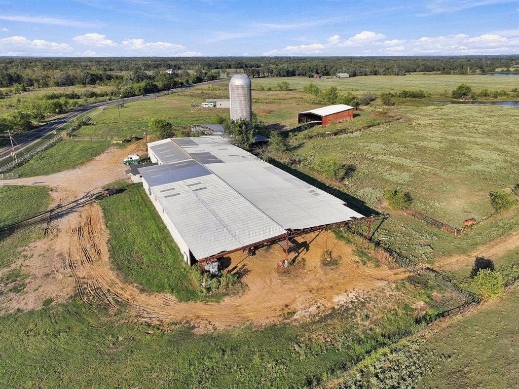 11550 Fm-195, Paris, TX 75462 11550 Fm-195, Paris, TX 75462